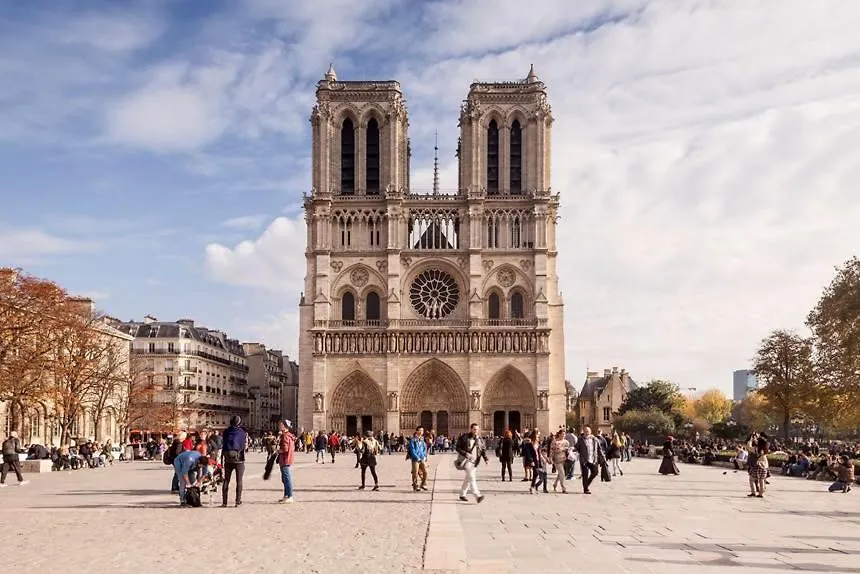 Grand & Bel Apartement Pres De Notre Dame Et La Seine * Parigi